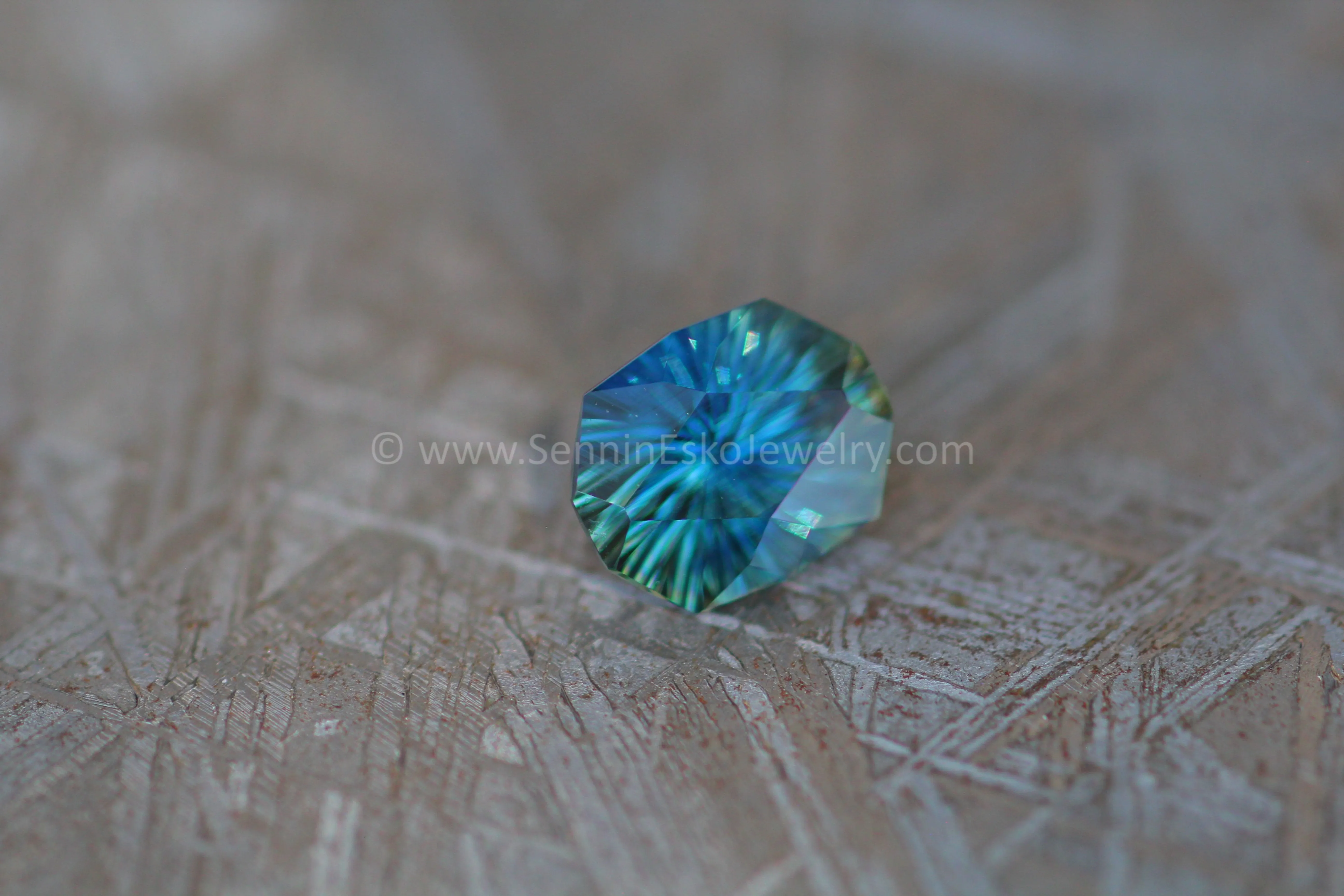 1 Carat Neon Blue/Green Sapphire Decagonal Cushion - 7x5.8mm, Fantasy Cut