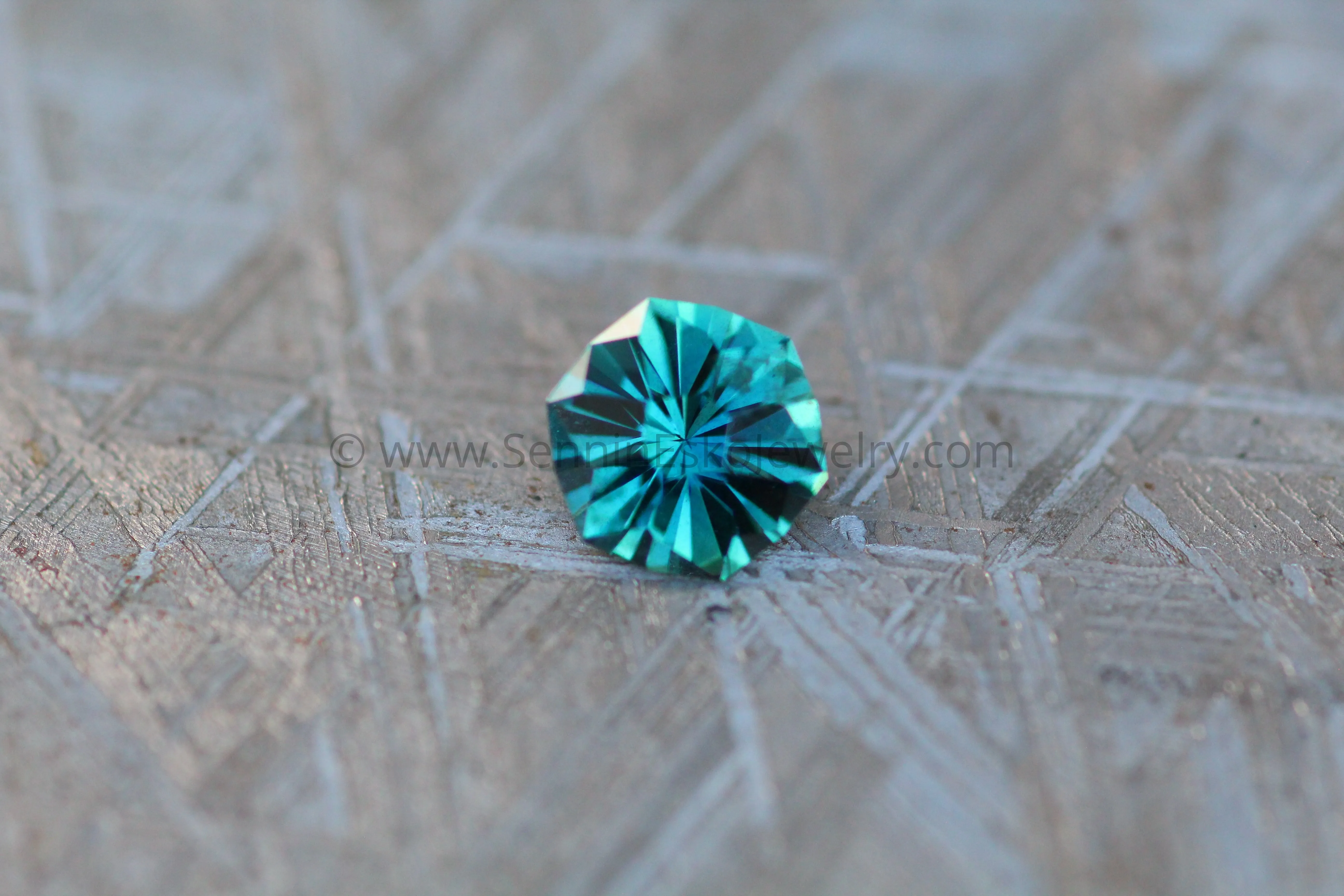 1.1 carat Teal Sapphire Hexagon - Precision Cut - 6.3x5.8mm