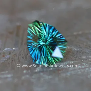 1.3ct Parti Green/Blue Sapphire Arrowhead - 7.2x6.1mm - Galaxy Cut