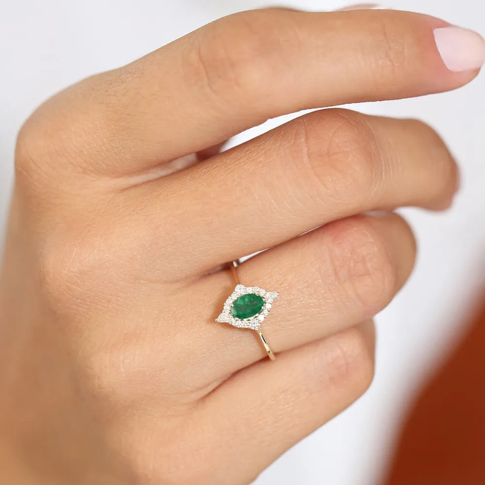 14k Oval Emerald and Diamond Bellarina Ring