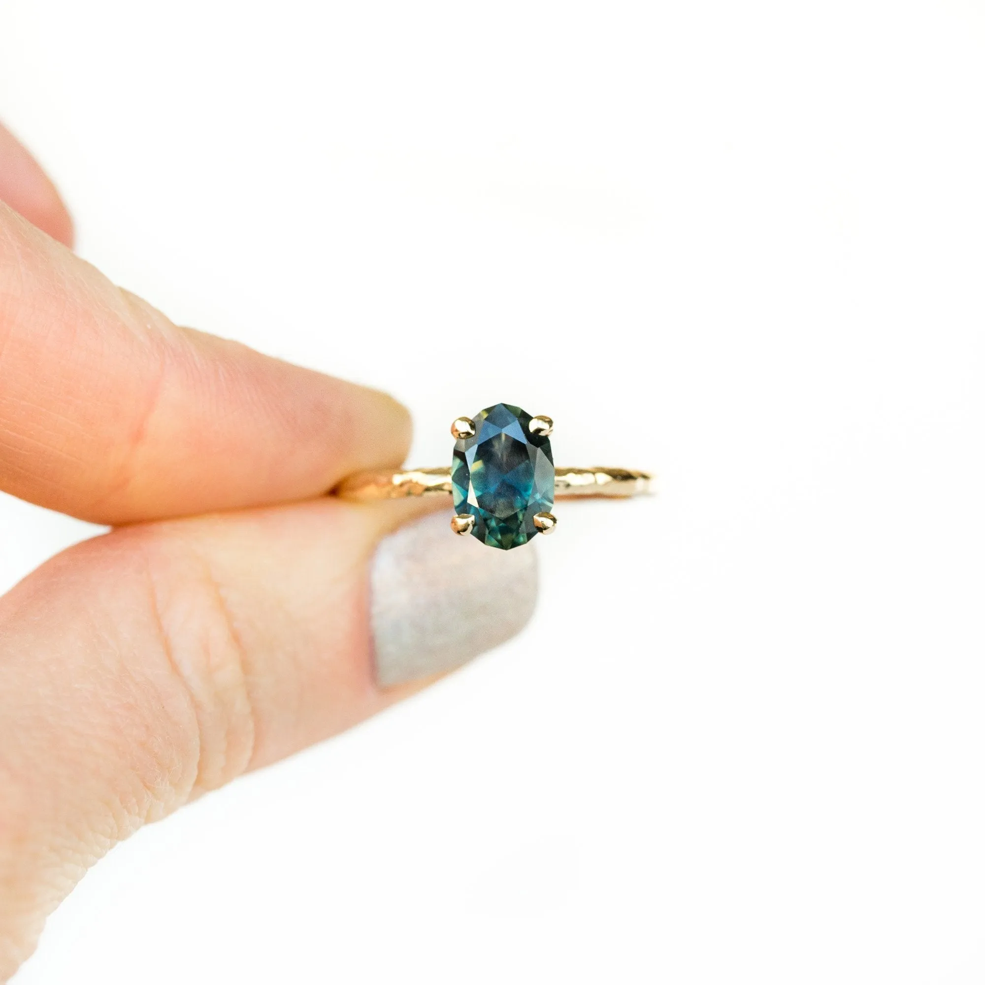 1.70ct Teal Oval Sapphire 4 Prong Oval Evergreen Solitaire Yellow Gold