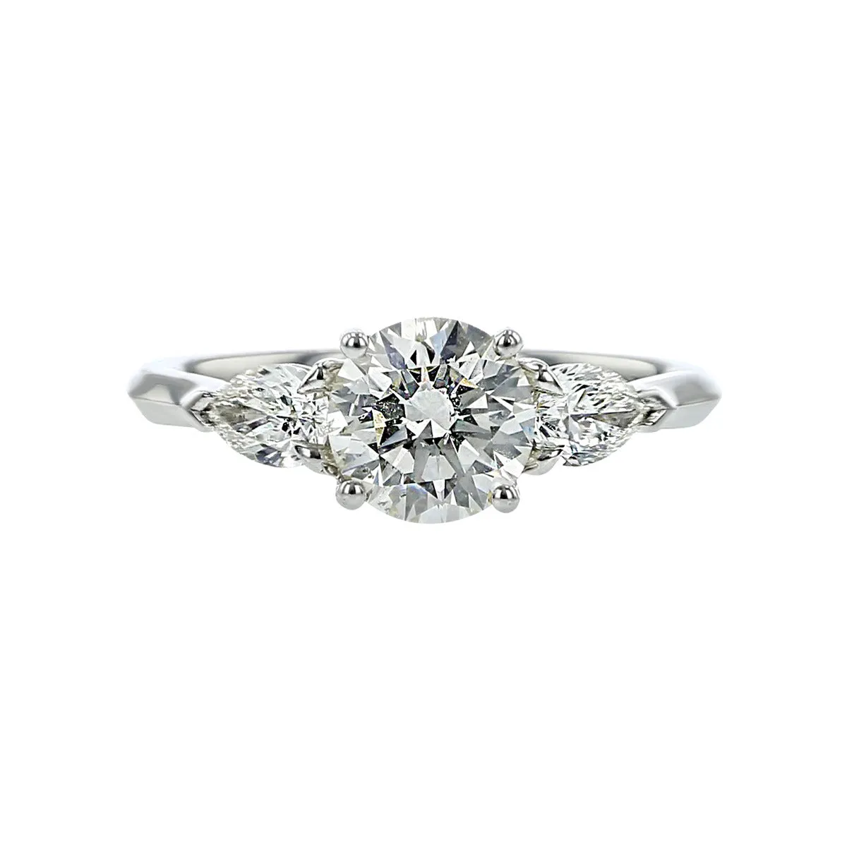 18K Gold Brilliant-Cut Diamond Engagement Ring