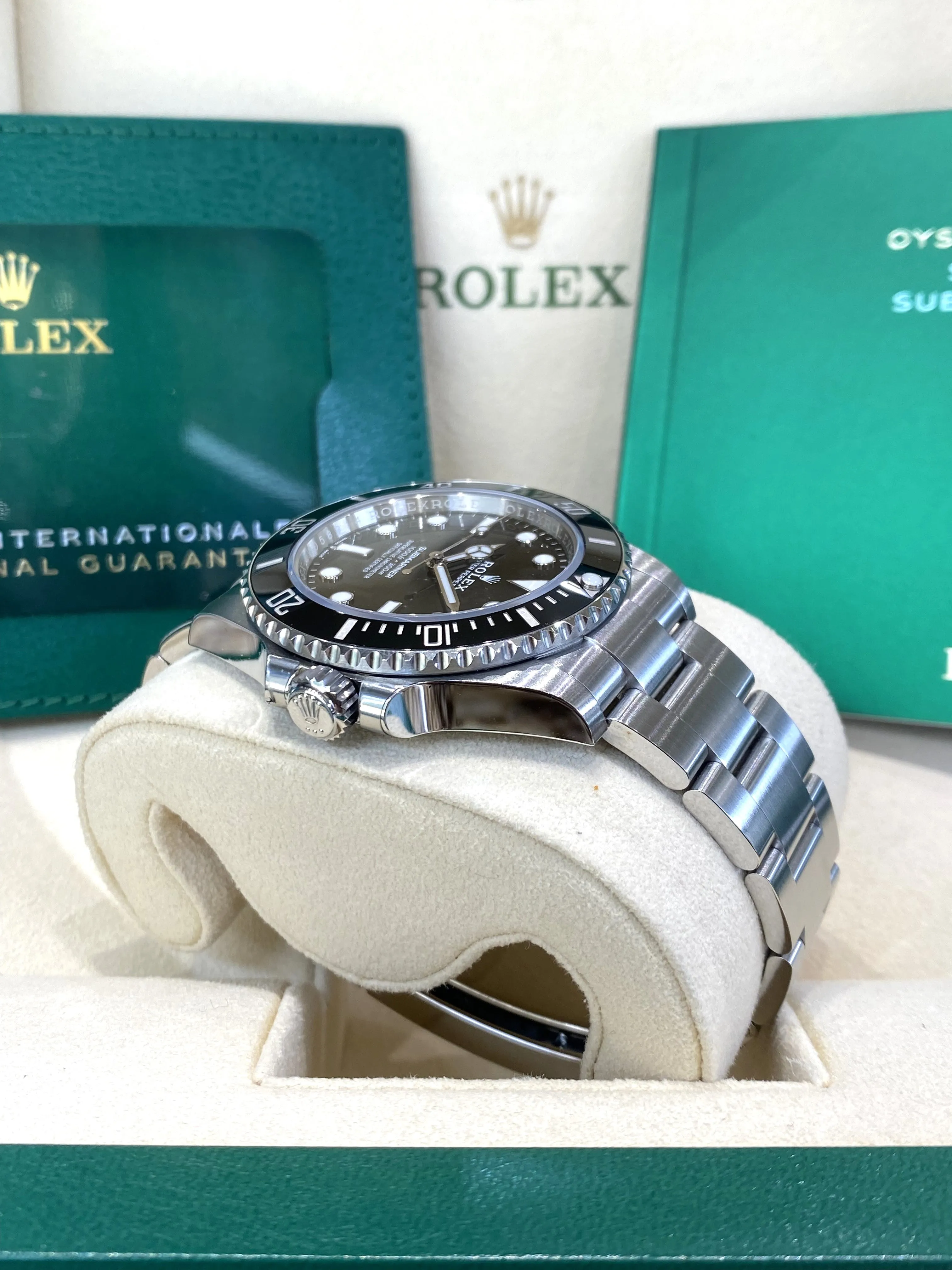 2021 Rolex Submariner No Date 124060