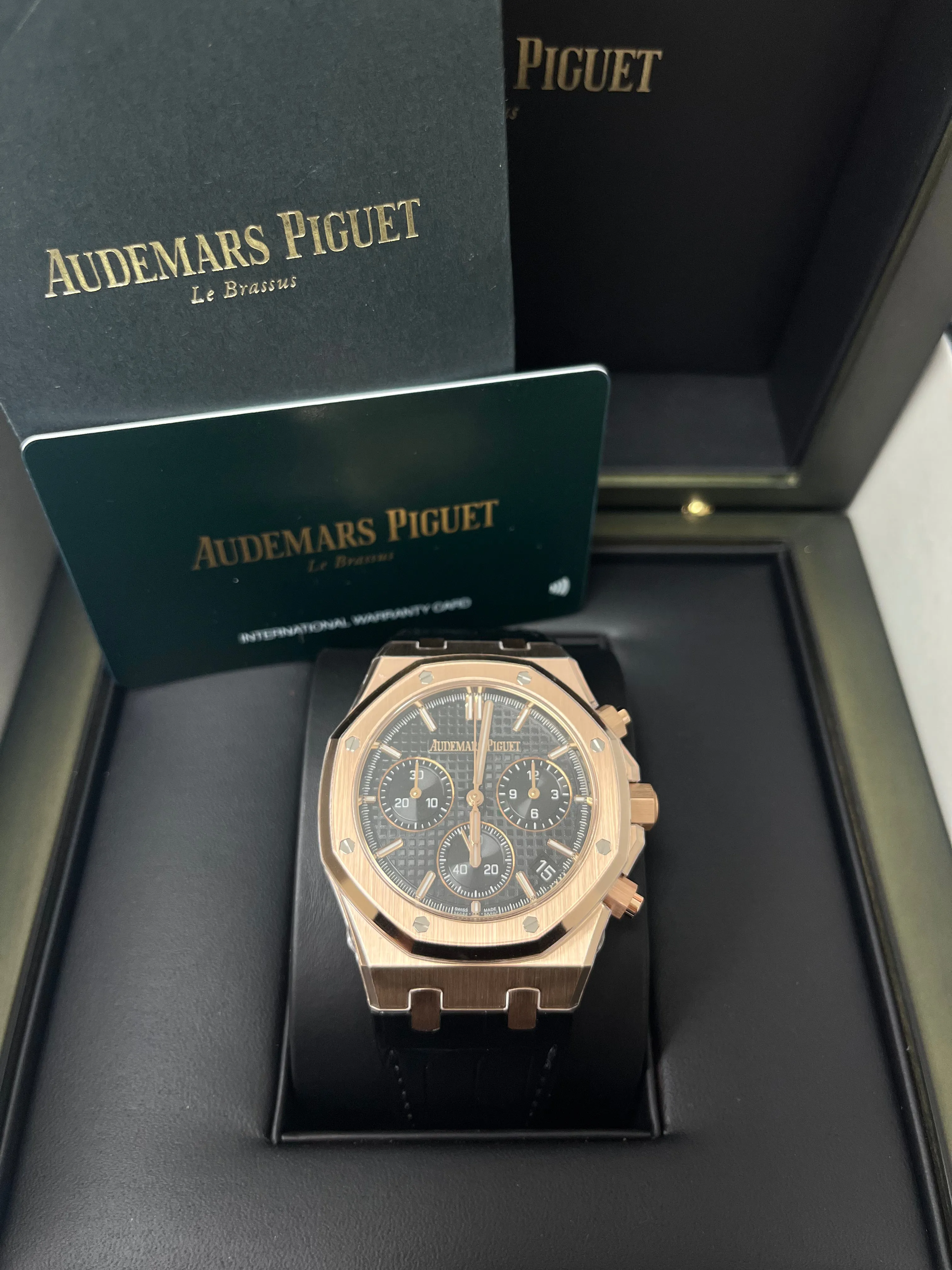 Audemars Piguet ROYAL OAK SELFWINDING CHRONOGRAPH “50TH ANNIVERSARY” Black Dial Black alligator strap 26240OR.OO.D002CR.01