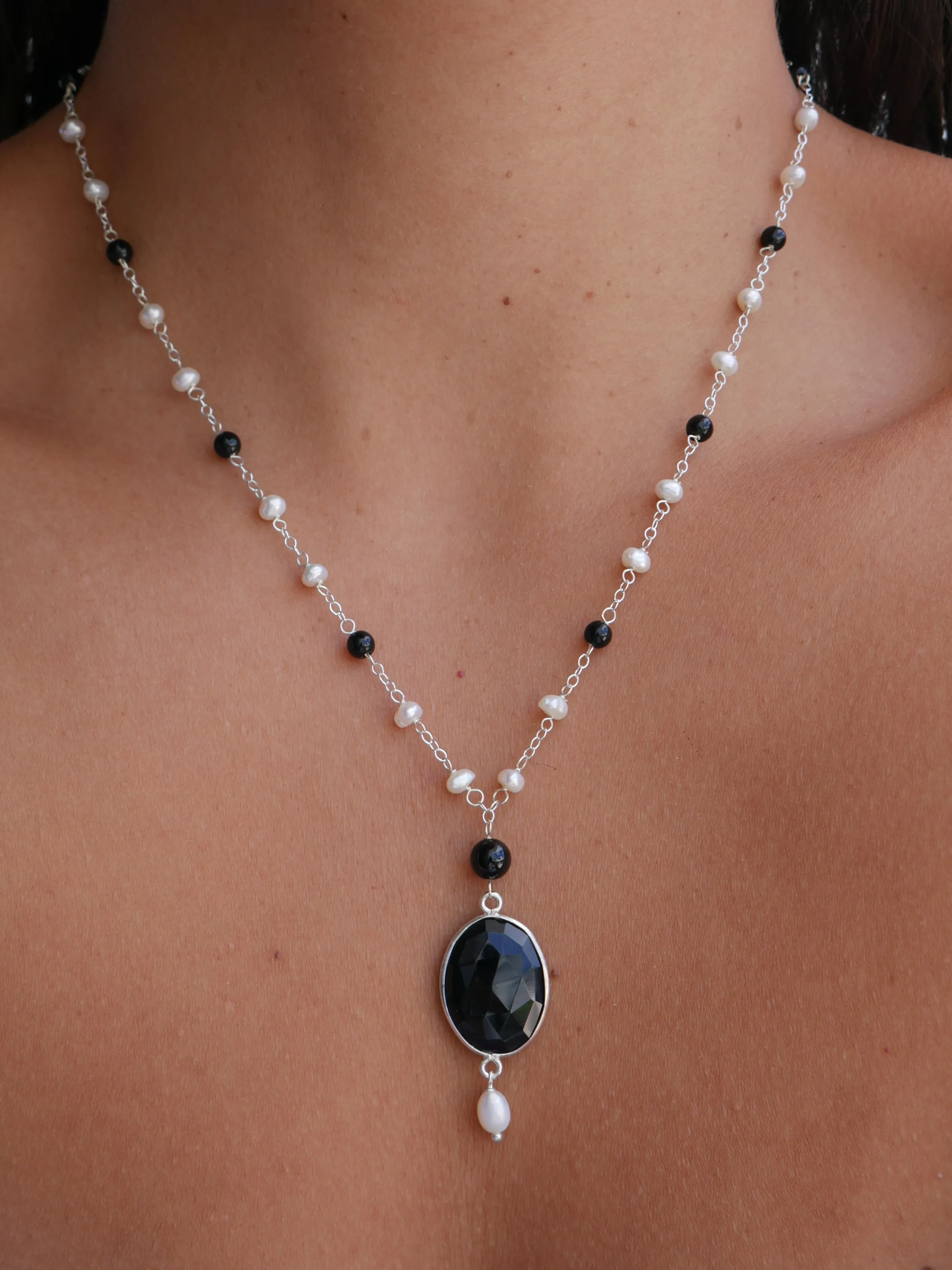 Black Onyx & Pearls Necklace, .925 Sterling Silver Natural Onyx Gemstone & Freshwater Pearl Lariat Nickel Free Hypoallergenic Necklace