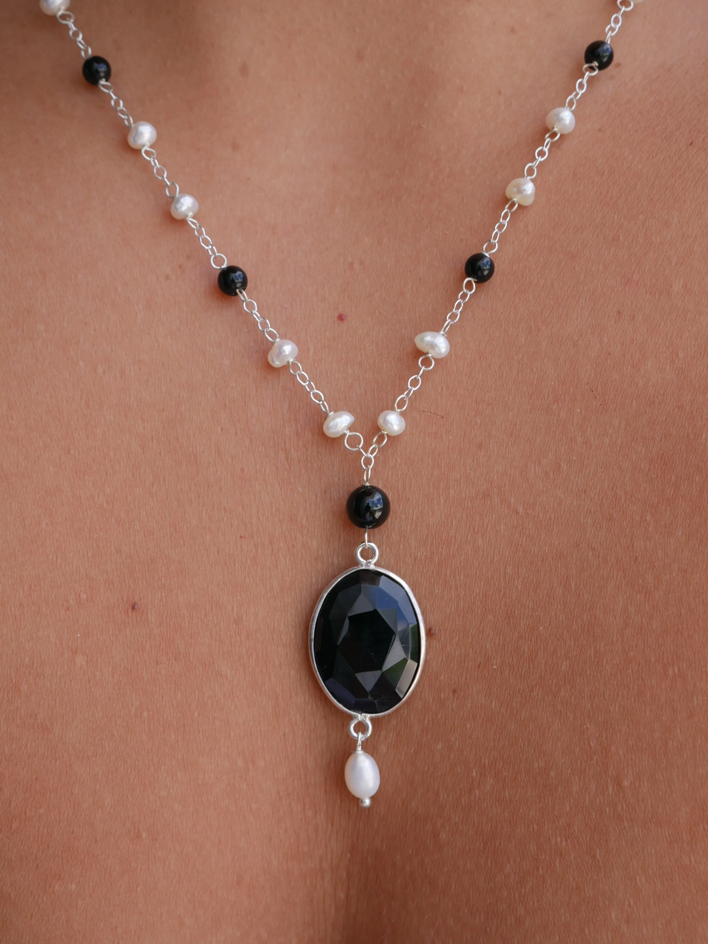 Black Onyx & Pearls Necklace, .925 Sterling Silver Natural Onyx Gemstone & Freshwater Pearl Lariat Nickel Free Hypoallergenic Necklace