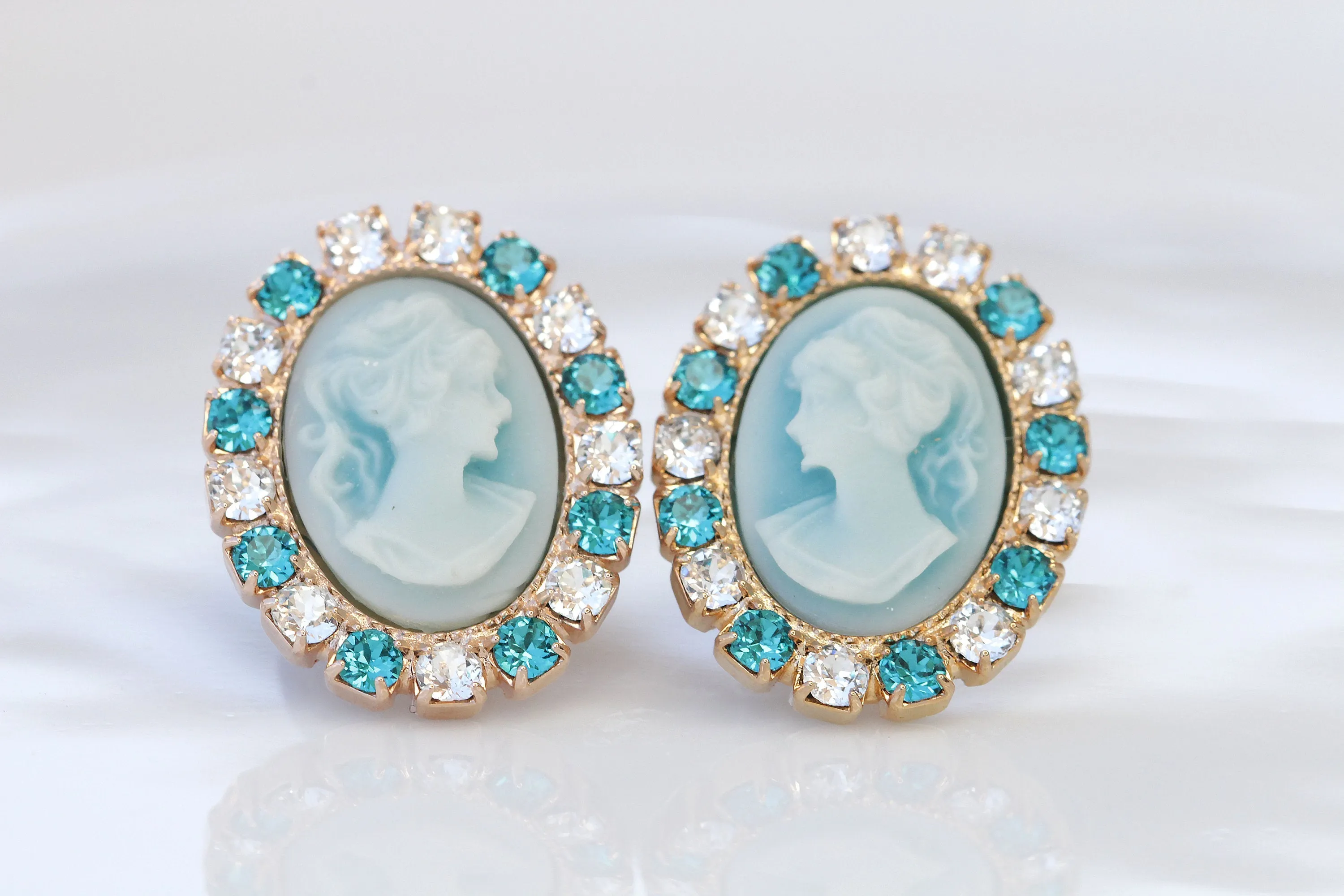 CAMEO EARRINGS,