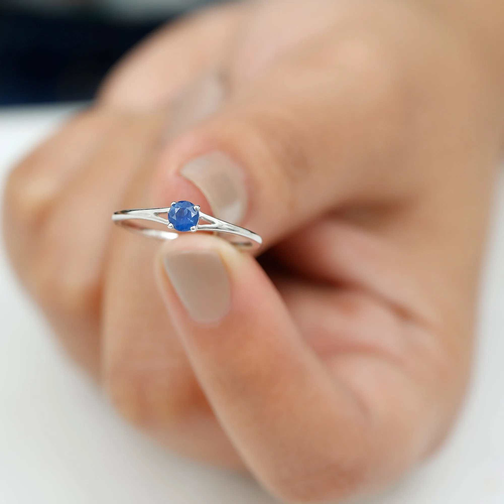 Round Solitaire Blue Sapphire Ring in Split Shank